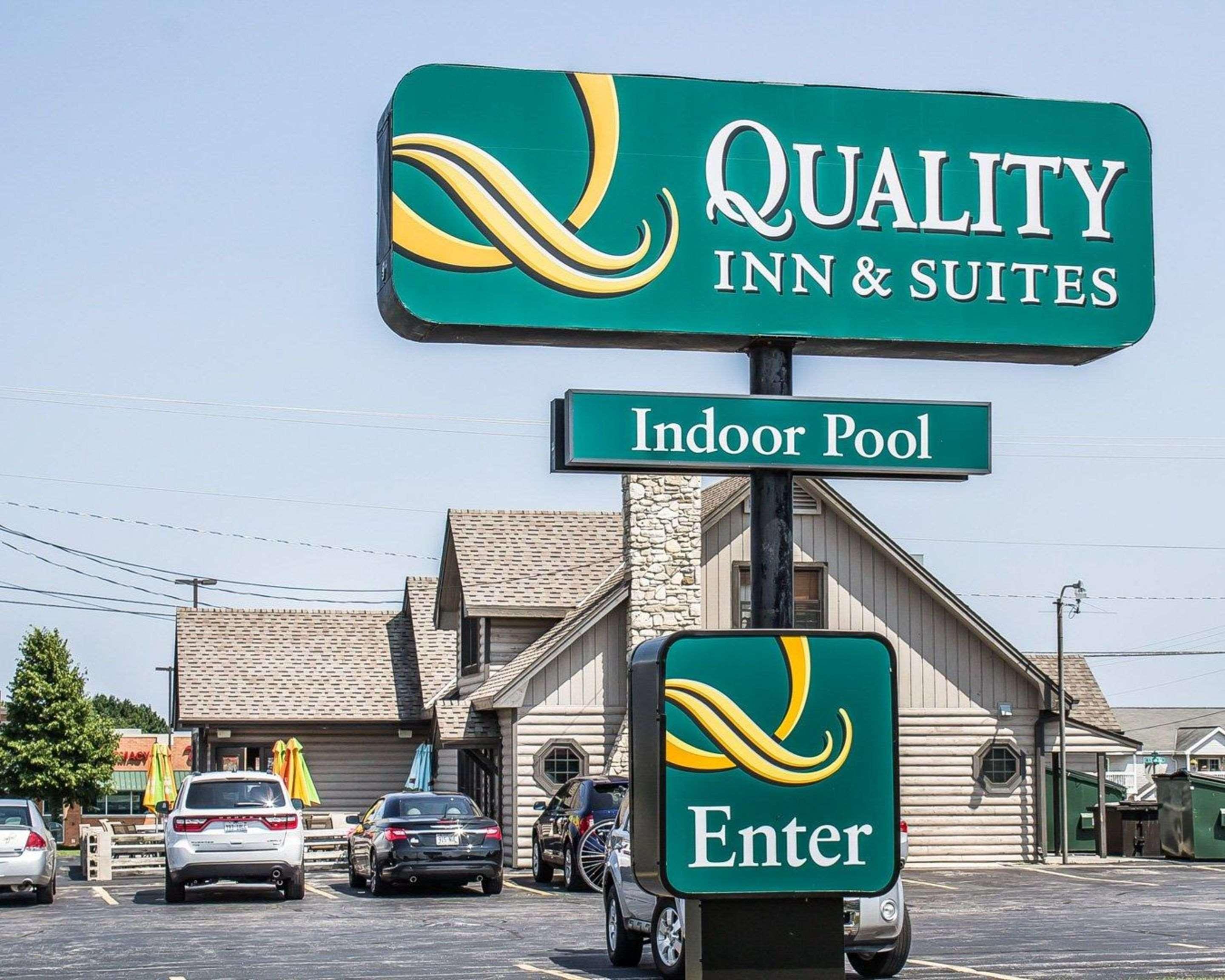 Quality Inn & Suites Sturgeon Bay Exterior photo